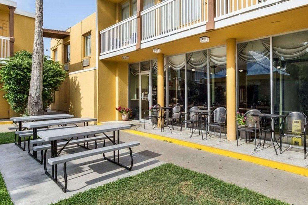 Quality Inn & Suites On The Beach Corpus Christi Bagian luar foto