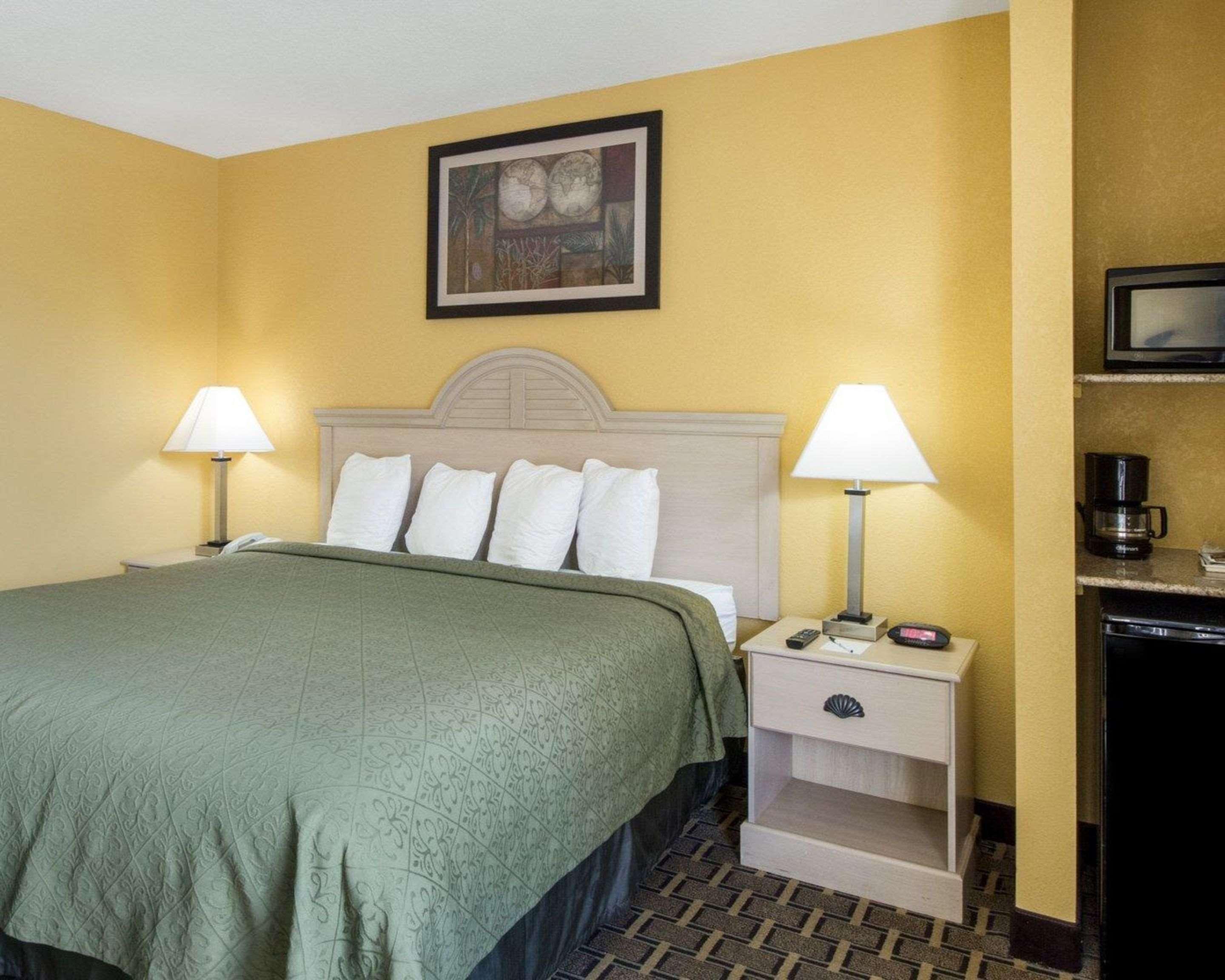 Quality Inn & Suites On The Beach Corpus Christi Bagian luar foto