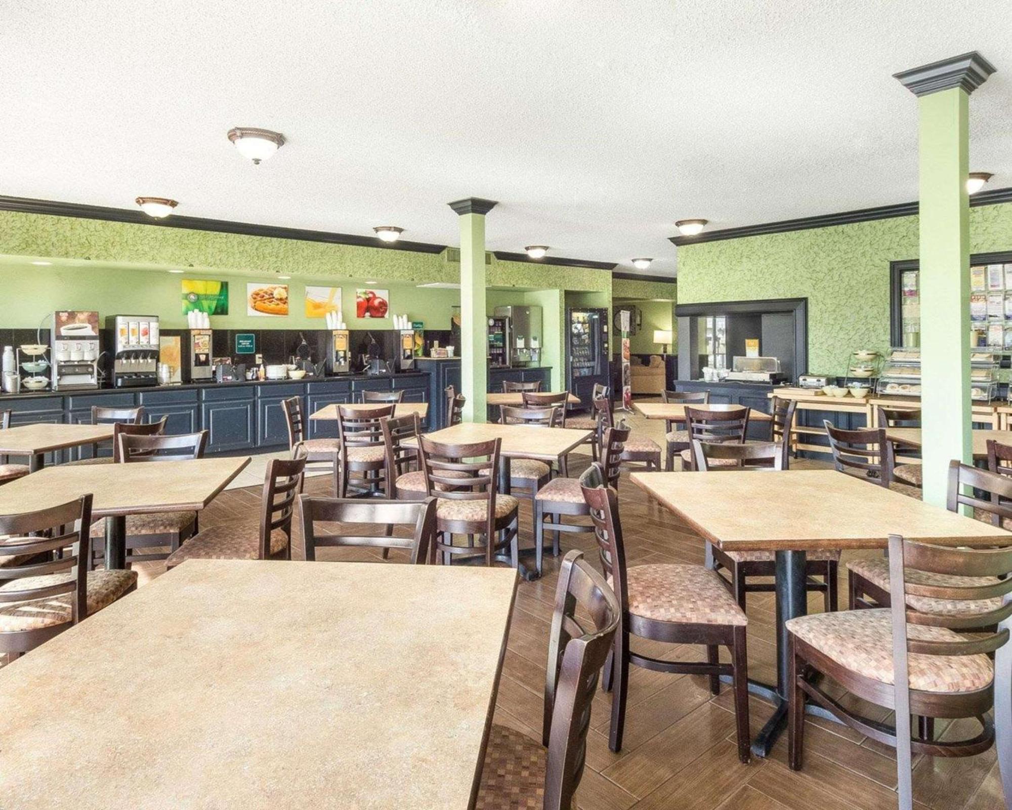 Quality Inn & Suites On The Beach Corpus Christi Bagian luar foto