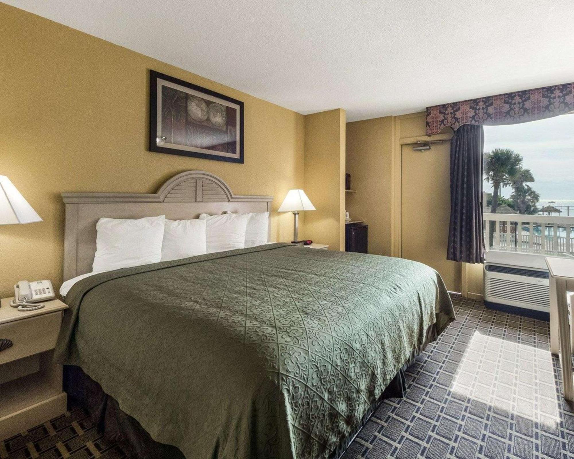 Quality Inn & Suites On The Beach Corpus Christi Bagian luar foto