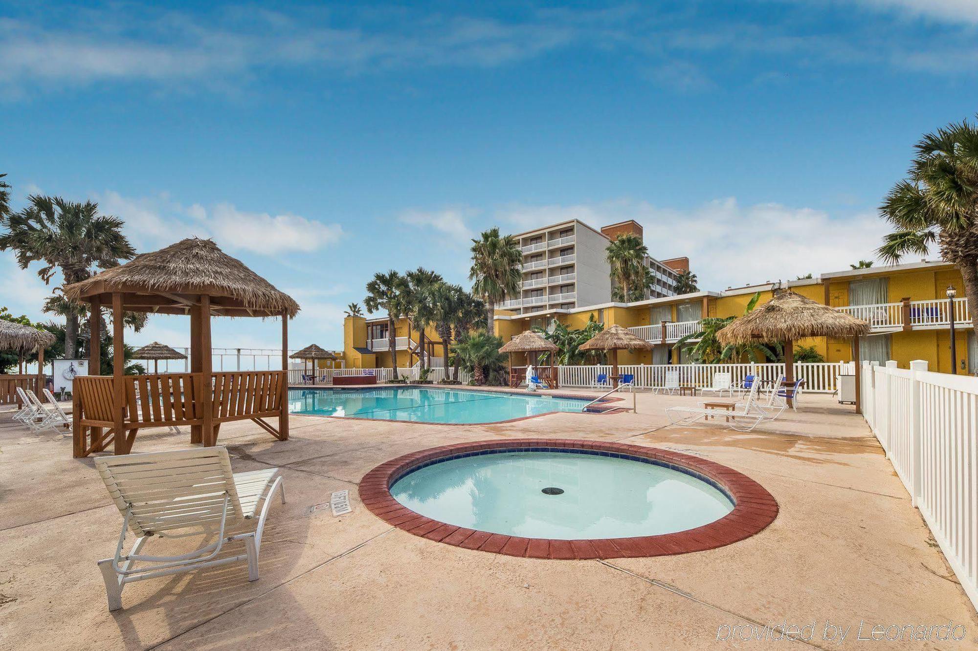 Quality Inn & Suites On The Beach Corpus Christi Bagian luar foto