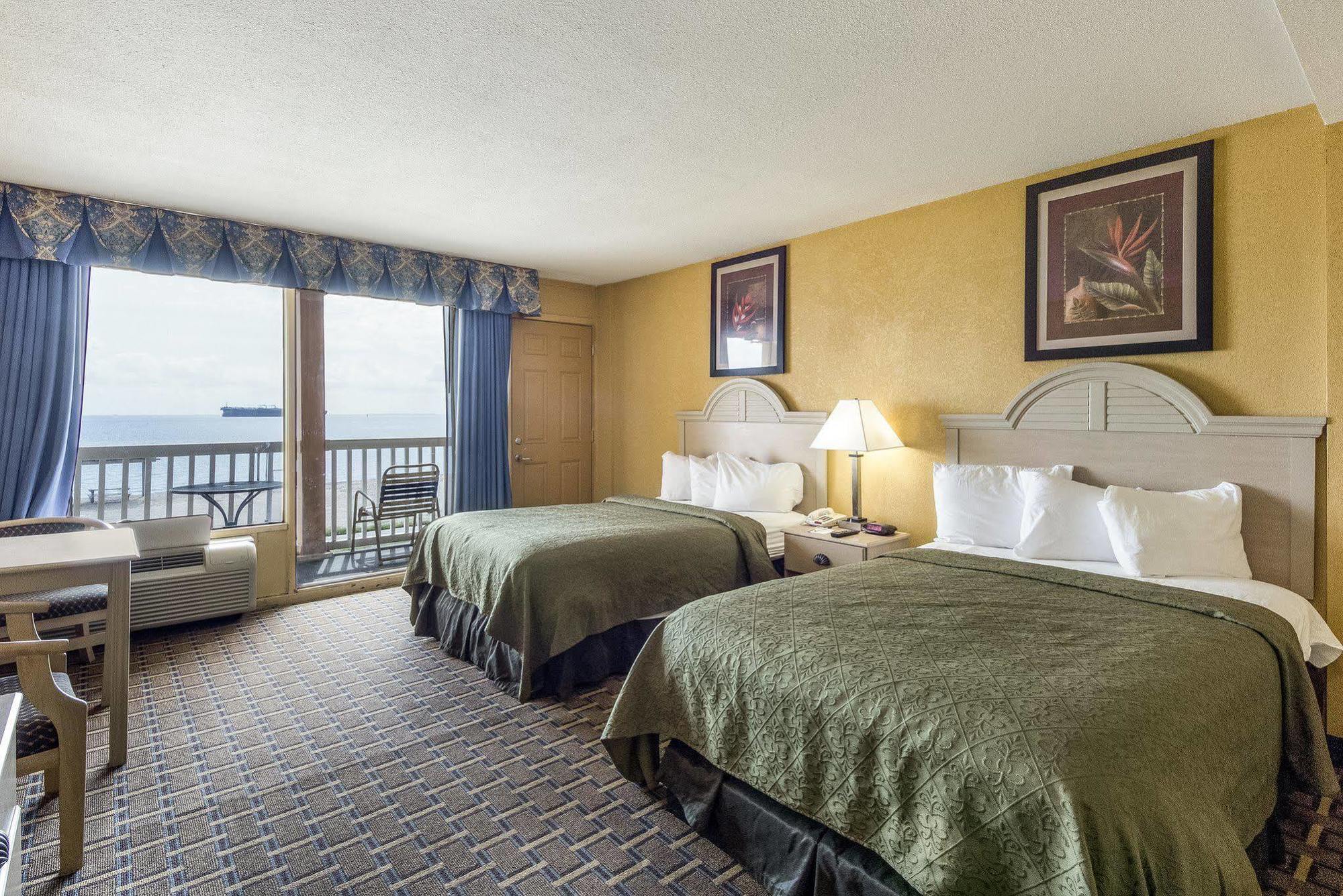 Quality Inn & Suites On The Beach Corpus Christi Bagian luar foto