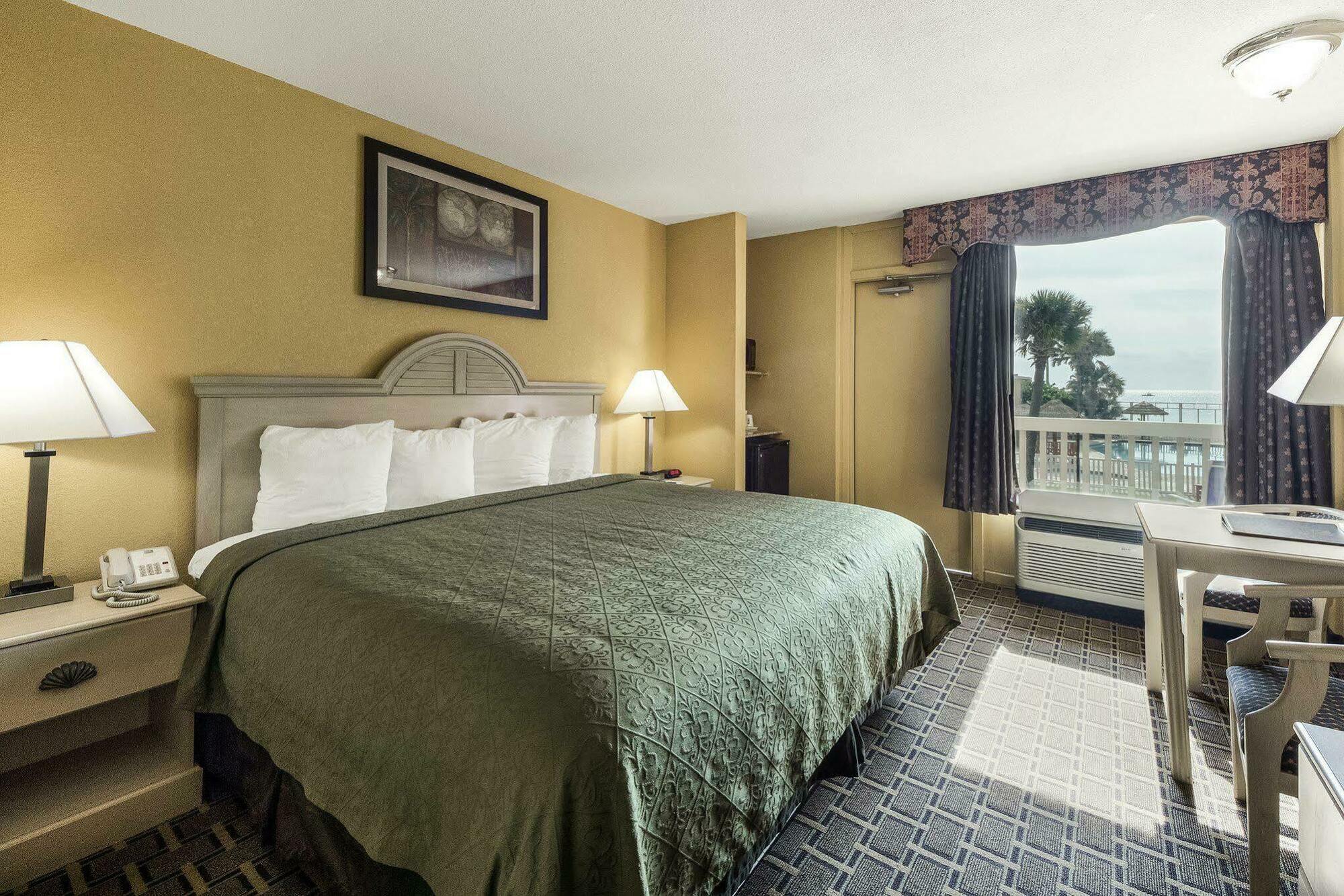 Quality Inn & Suites On The Beach Corpus Christi Bagian luar foto